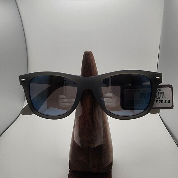 NWT Falls Creek Gray Sunglasses - Picture 1 of 6